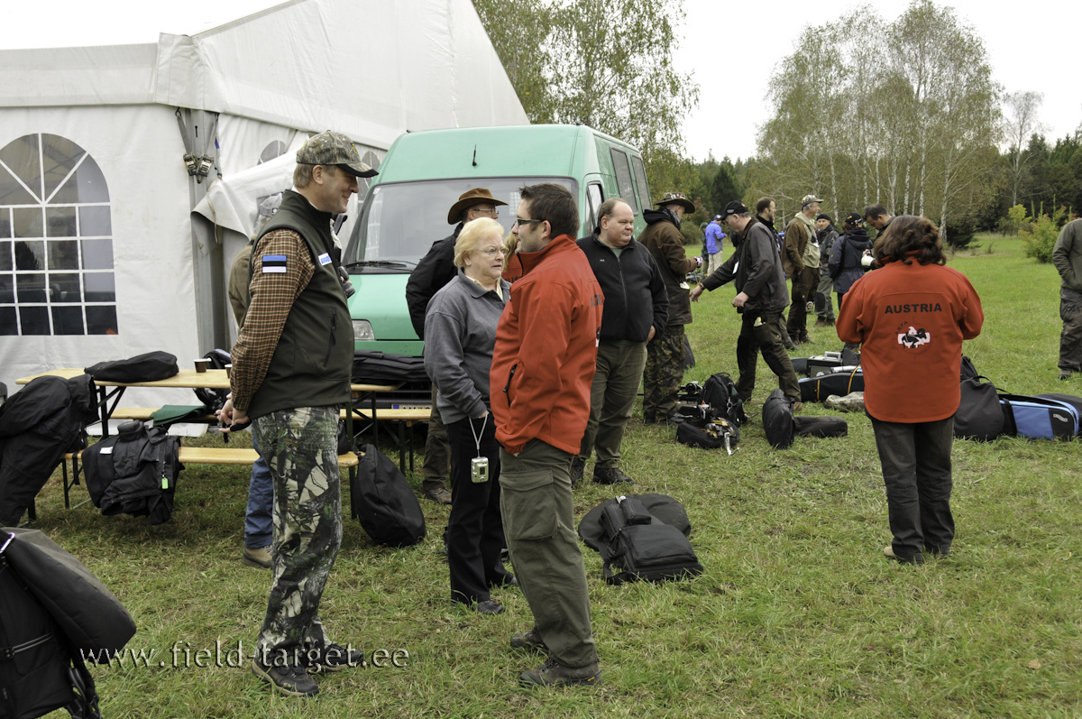 Korraldajate telgi kõrval oli Steyri serviceauto